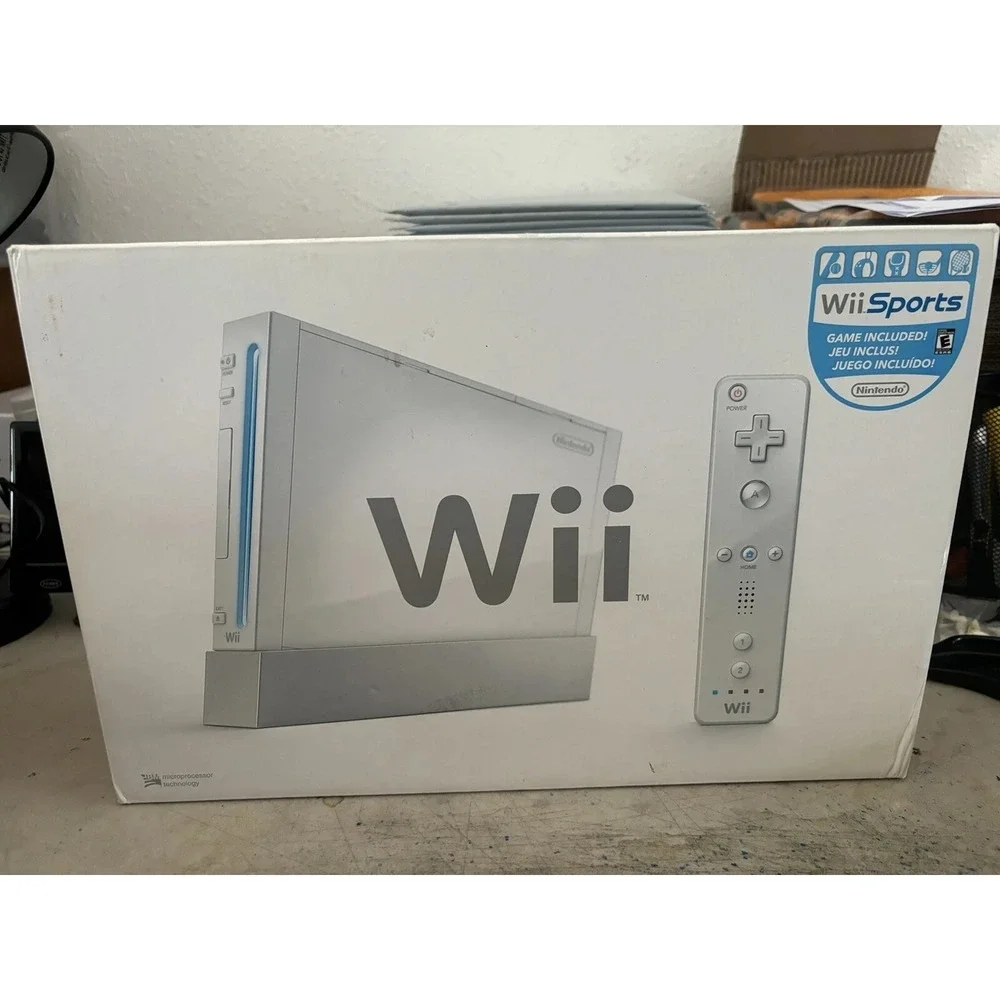 Nintendo Wii Bundle with Games and Accessories